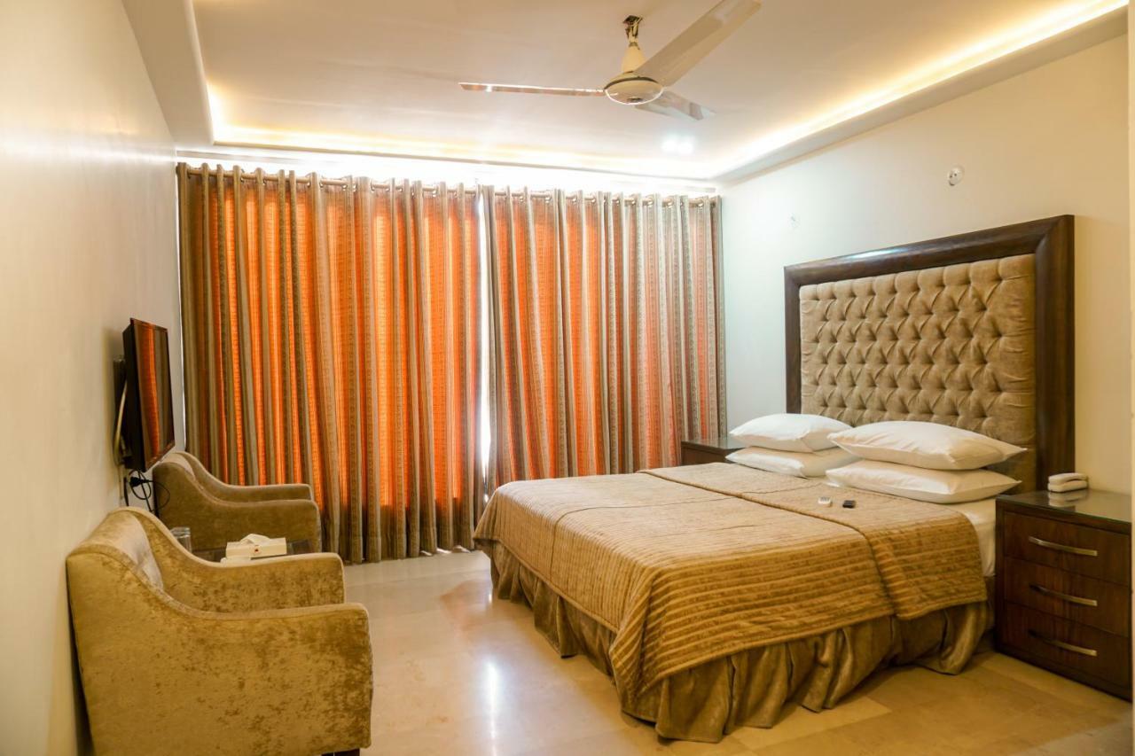 City View Hotel & Restaurant Lahore Esterno foto