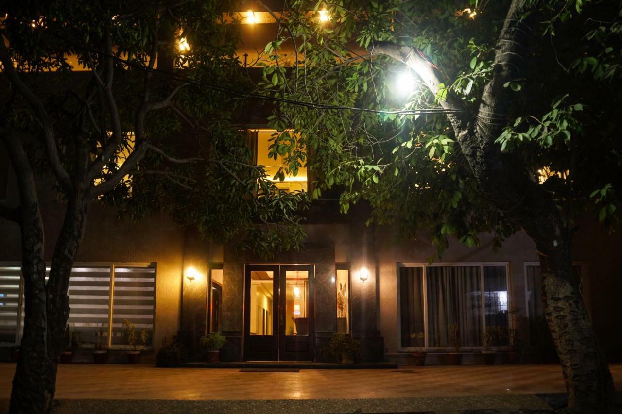 City View Hotel & Restaurant Lahore Esterno foto